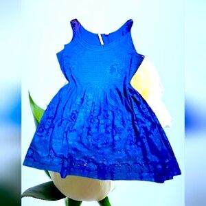 Blue layered sunset Road dress size medium